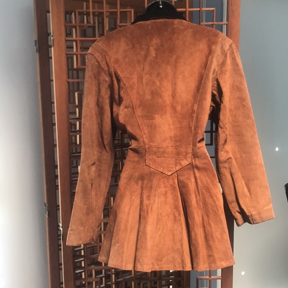 Phoenix- Brown suede jacket - Picture 2 of 3
